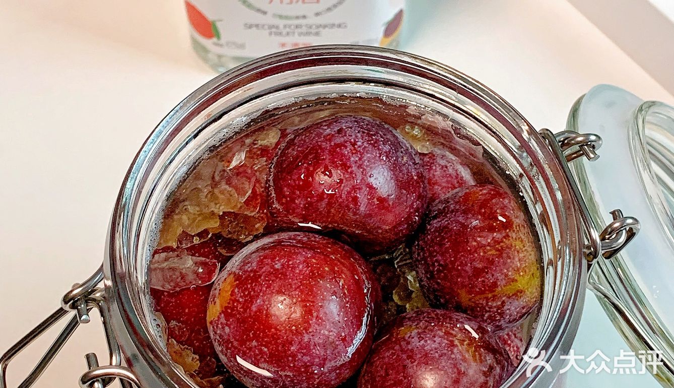 超好喝的李子酒，在家就能泡，巨简单