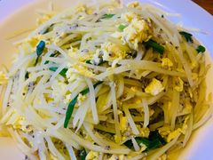 -闯关东东北农家菜(崂山石老人店)