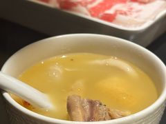 -鲜入唯煮·港式海鲜牛肉火锅(金宝街店)