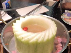 -得意咚瓜·顺德鱼生·冬瓜火锅(深圳首店)