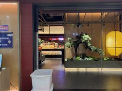 -芝小官毛肚火锅海鲜自助(苏州吴江区万宝店)