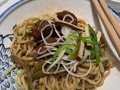 -镇南锅盖面馆(解放路店)