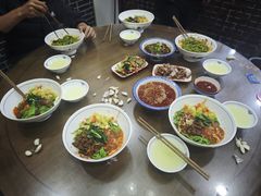 -秦君宝手擀菠菜面(金花路店)