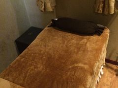 -莱蔻·圣灸堂·推拿艾灸(天山店)