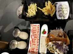 -捞九门海鲜牛肉自助火锅(廉江店)