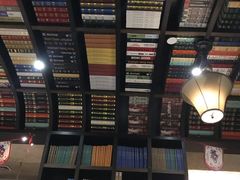 -钟书阁(松江泰晤士小镇店)