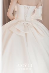 -艾米丽婚纱礼服