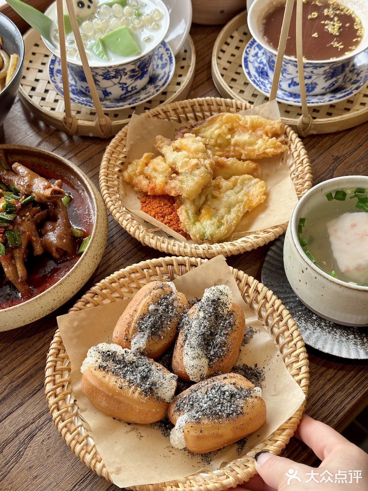 景德镇)逛完中国陶瓷博物馆。。。一定要吃的!