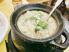 -官塘陈记鱼生·潮汕砂锅粥·牛肉火锅(潮枫路总店)