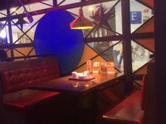 卡座-胖哥俩肉蟹煲(济南世茂国际广场店)