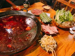 -岗上渣渣老火锅(两路口店)