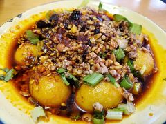 -拈签一笑黄牛肉辣卤串串
