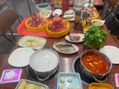 -四囍码头海鲜烧烤自助火锅(外滩南京东路悦荟广场店)