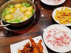 -胡须佬鸡煲四季火锅店(石厦西村直营店)