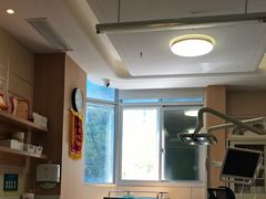 -上海仁爱医院口腔科 · 种植