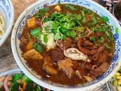 卤煮火烧-门框胡同百年卤煮(新街口店)