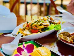 -Jungle Kitchen