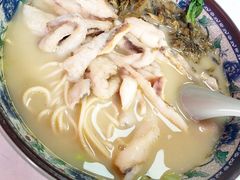 -明呈黄鱼面馆(斜土路店)