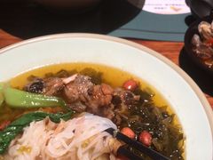 -八月美食小馆(银泰城总店)