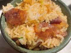 广式腊味煲仔饭-狐狸爱上椰子鸡(滨江星光大道店)