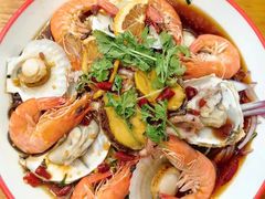 -老东镇啤酒屋海鲜加工·蒸汽海鲜·海鲜烧烤(台东店)