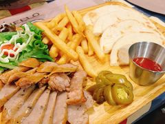 烟熏香肠口袋饼-遇见西木美式餐厅(体育路店)