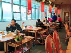 大堂-野山舂·贵州现舂酸汤牛肉(鸿通城店)
