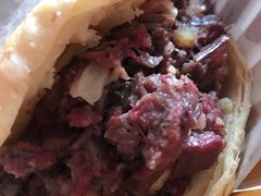 -闫家驴肉老店(华电一校店)