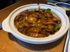 最爱地三鲜-95号酱骨·一块豆腐(展春园西路店)