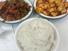 -来必堡(娄山关路店)