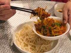 -巴扎美食·新疆菜·西域歌舞表演餐厅(新疆大厦店)