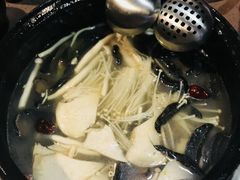 -阿西土陶牦牛汤锅