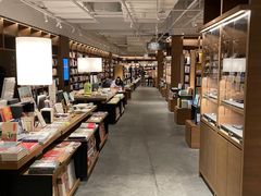 -茑屋书店(天目里店)