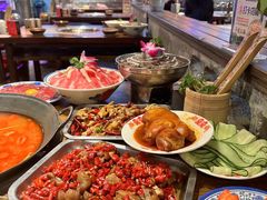 -萍姐火锅·公路夜市(武汉首店)