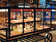 面包甜点陈列柜-酵墅·红酒酵母面包(羲和广场店)