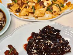 -怡得饭庄·30年老店·宋大妈昆明菜