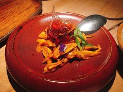 敲糖棒棒鸡-辛香汇·现炒川菜(淮海路百盛店)
