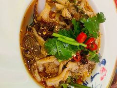 -蘑菇私房菜小馆(杨家坪西城天街店)