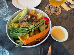照烧鸡肉配烤蔬菜沙拉碗-京A Taproom·精酿餐吧(CBD店)