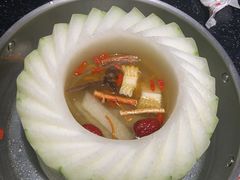 -得意咚瓜·顺德鱼生·冬瓜火锅(深圳首店)