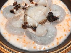 -老牌坊云南鱼豆花火锅(嵩山店)