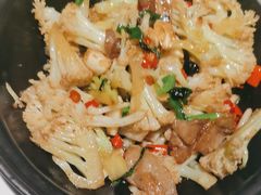 -八府香鸭·啫啫煲(华山路店)