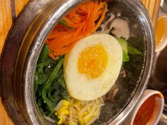 -明洞阿姨·韩式酱蟹烤肉·创意料理(三元桥店)