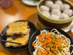 -莲餐厅·湖北菜·潜江小龙虾店(愚园路店)