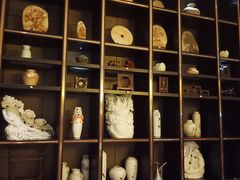 -铂逸梦秦酒店(横店梦幻谷店)