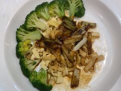 -鲜得莱渔港·小平岛海胆馆(七贤岭店)