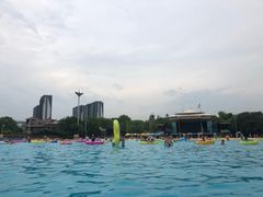 -热带风暴水上乐园