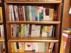 -新华书店(永安路店)