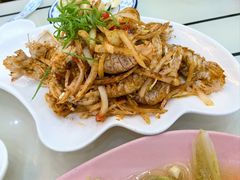 -覃记海鲜美食餐厅