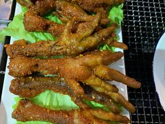 鸡爪子-马路牙子烧烤音乐酒馆(望京店)